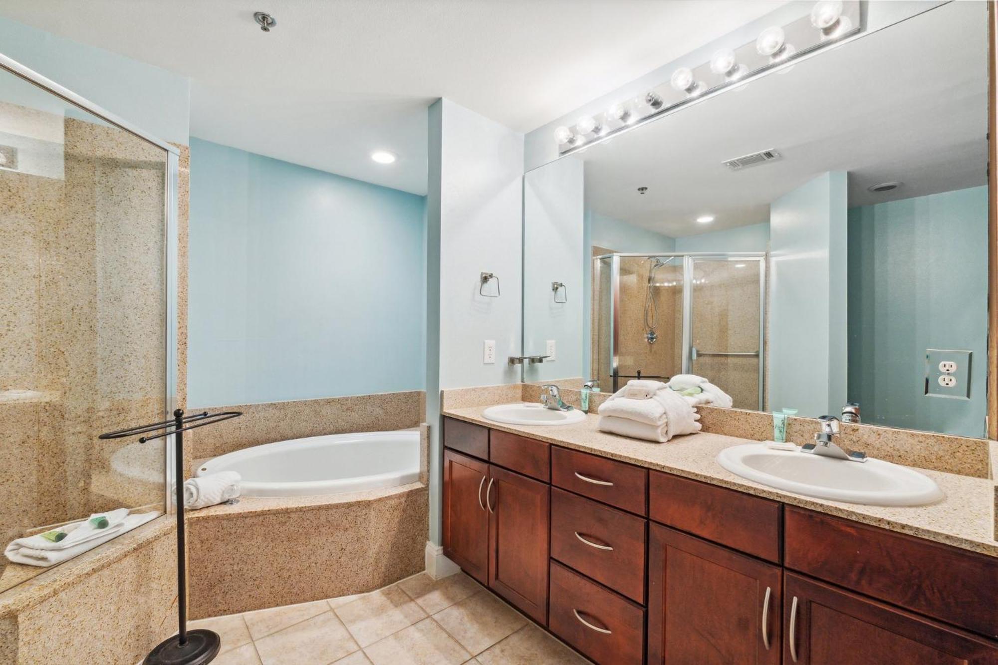 The Beach Scene At Laketown Wharf #524 By Nautical Properties Panama City Beach Exterior foto